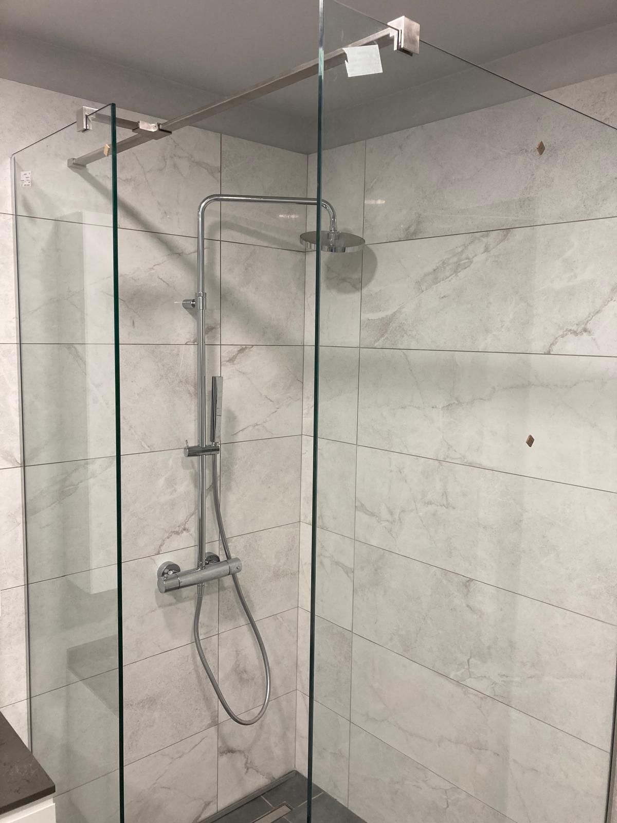 Cabină duș sticlă